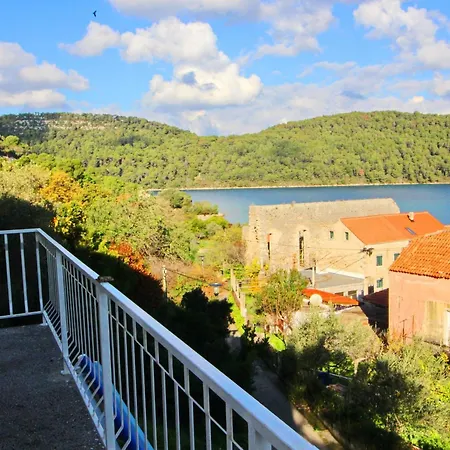 Nodilo - One Bedroom With Balcony And Sea View 1