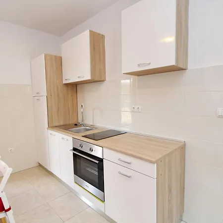 Nodilo - One Bedroom With Balcony And Sea View 1 Διαμέρισμα